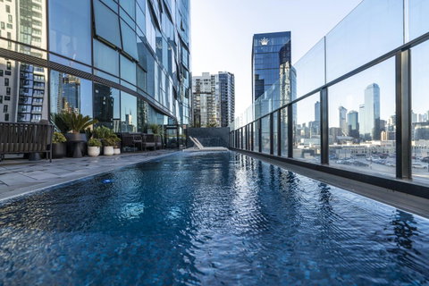 Ocean View/South-bank Premium Location 2 Bedroom Apartments - Accommodation Guide 38