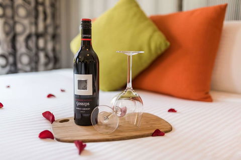 Comfort Hotel East Melbourne - Accommodation Asia 11