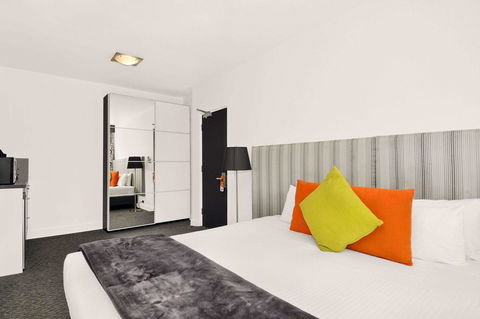 Comfort Hotel East Melbourne - Accommodation Asia 12
