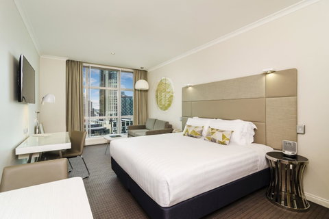 Clarion Suites Gateway - Accommodation Guide 11