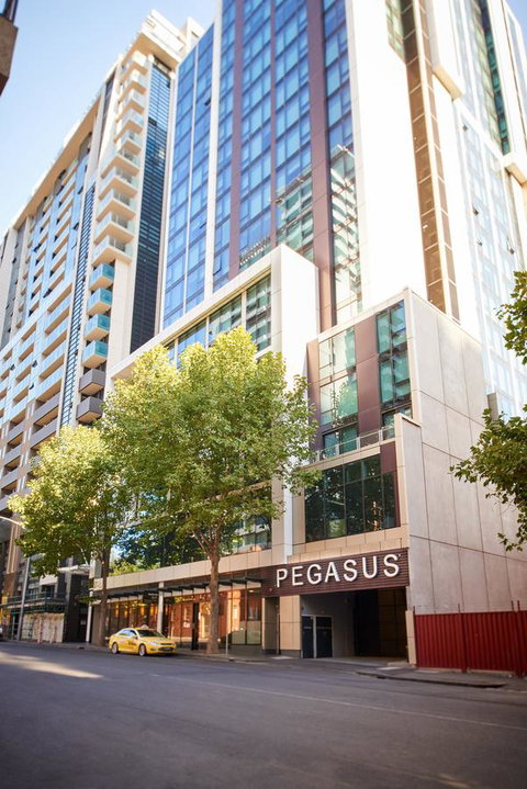 Pegasus Apart-Hotel - Accommodation Guide 3