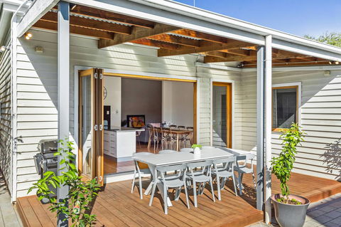 Central Bendigo Cottage, Walk To Everywhere!! - Accommodation Asia 2