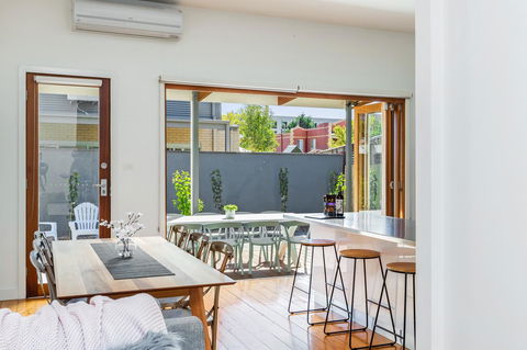 Central Bendigo Cottage, Walk To Everywhere!! - Accommodation Asia 8