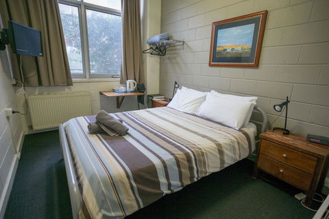Melbourne Metro YHA - Accommodation Asia 4