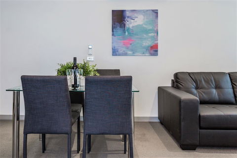 Royal Stays Apartments Melbourne- Southbank - Accommodation Asia 14