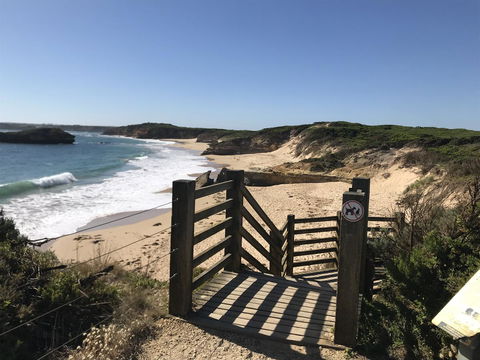 Sunsets On Martyrs Luxury Coastal Beach House Peterborough - Accommodation Guide 34
