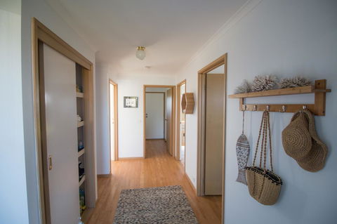 Sunsets On Martyrs Luxury Coastal Beach House Peterborough - Accommodation Guide 19