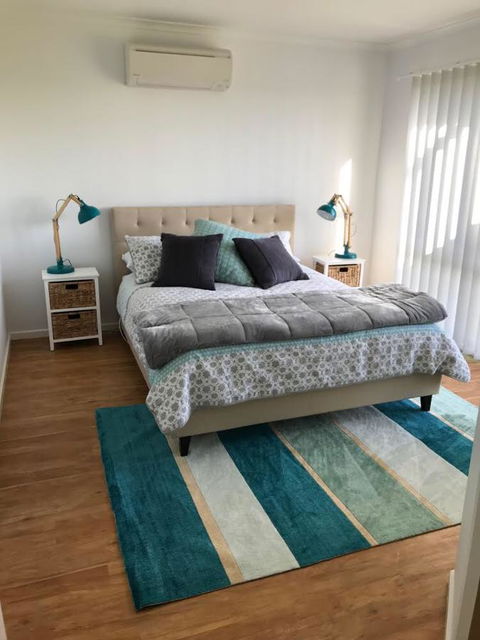 Sunsets On Martyrs Luxury Coastal Beach House Peterborough - Accommodation Guide 14