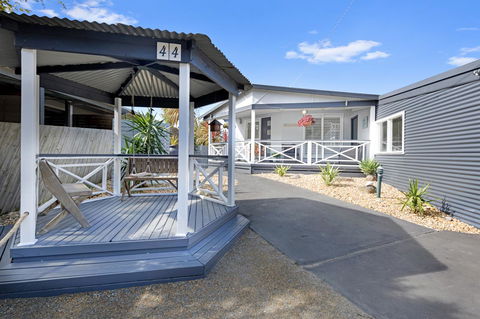 Peninsula Retreat - Accommodation Asia 19