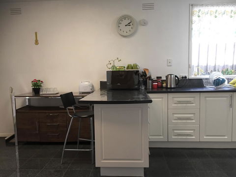 Doncaster Westfield Home Stay - Accommodation Asia 39