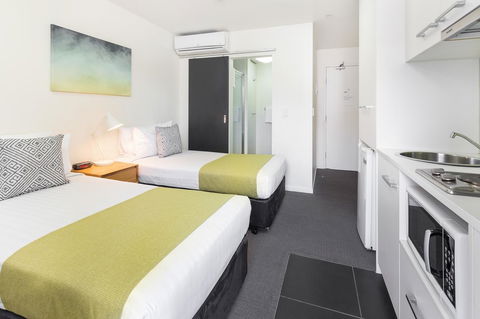 City Edge North Melbourne Apartment Hotel - Accommodation Asia 8