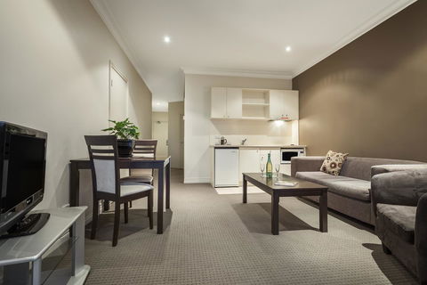 Comfort Hotel Melbourne Central - Accommodation Asia 18