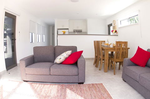 16 King Street - Accommodation Asia 6