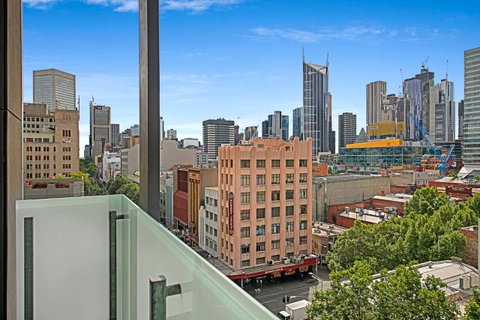 Melbourne CBD Central Apartment Hotel Official - Accommodation Guide 8