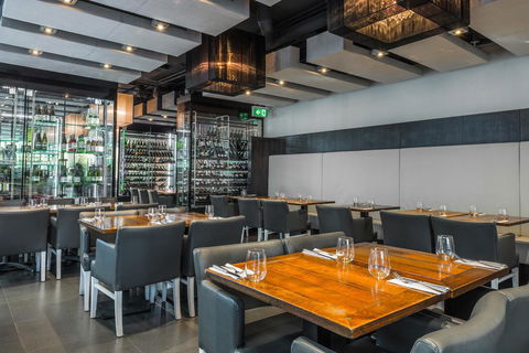 Mantra St Kilda Road - Accommodation Guide 14