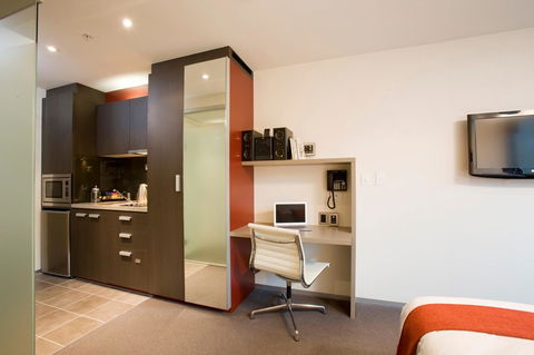 City Tempo - Queen St - Accommodation Guide 5