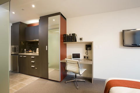 City Tempo - Queen St - Accommodation Guide 25