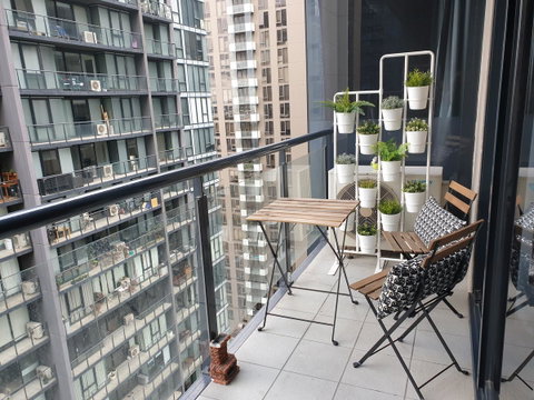 225 Melbourne Tower - Accommodation Guide 1