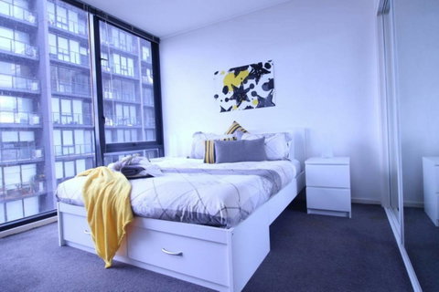 225 Melbourne Tower - Accommodation Guide 12