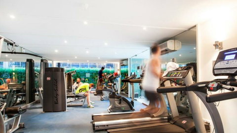 225 Melbourne Tower - Accommodation Guide 24