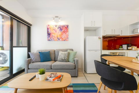 Canvas Suites On Russell Place - Accommodation Guide 32