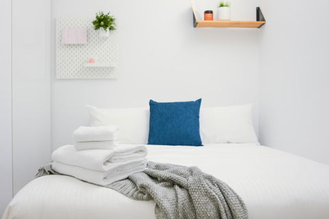 Canvas Suites On Russell Place - Accommodation Guide 31