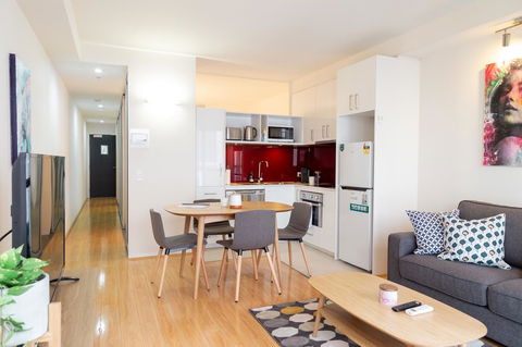 Canvas Suites On Russell Place - Accommodation Guide 20