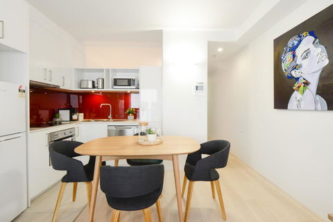 Canvas Suites On Russell Place - Accommodation Guide 33