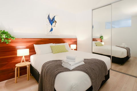 Canvas Suites On Russell Place - Accommodation Guide 36