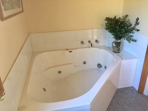 Kangurra Holiday House - Accommodation Asia 2
