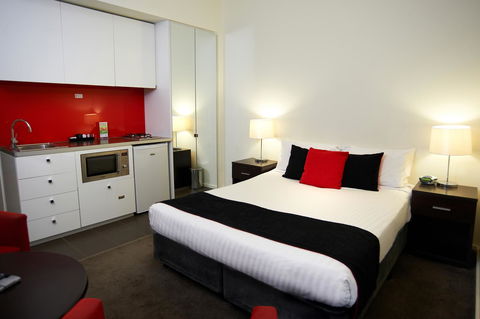 City Edge On Elizabeth Apartment Hotel - Accommodation Guide 1