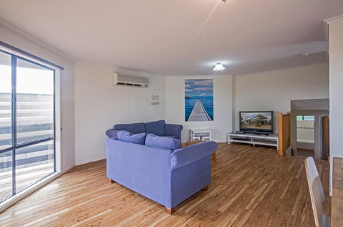 Woolamai Family Retreat - Accommodation Asia 5