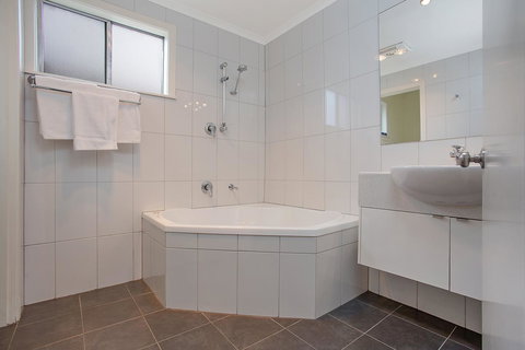 Hamilton Townhouse Motel - Accommodation Asia 18