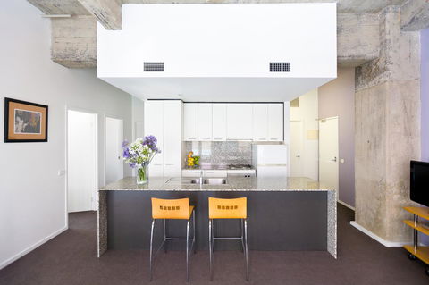 Punthill Apartment Hotel - Manhattan - Accommodation Guide 19