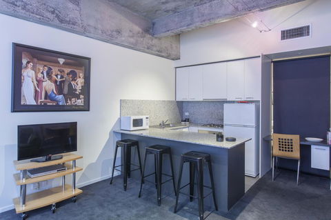 Punthill Apartment Hotel - Manhattan - Accommodation Guide 6