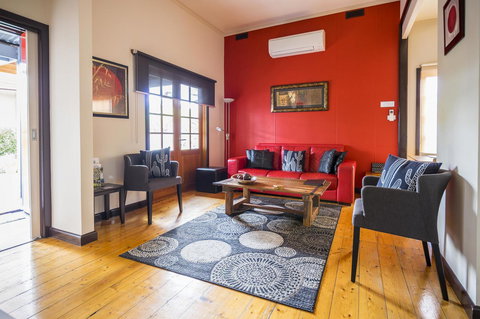 Azen Haven - Accommodation Asia 4