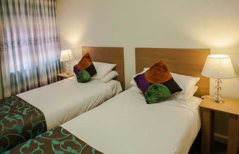 Albert Heights Serviced Apartments - Accommodation Guide 5