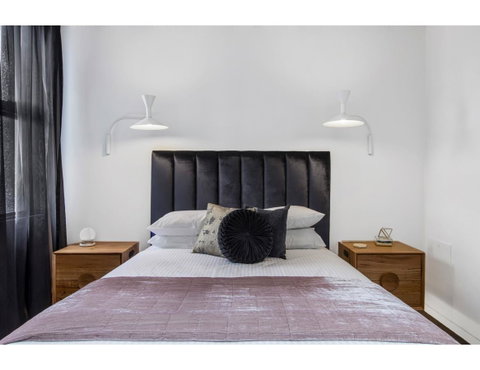 Ultimate Luxury Penthouse From The Block - Accommodation Guide 11