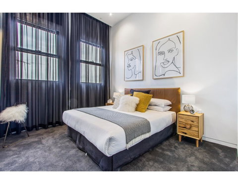 Ultimate Luxury Penthouse From The Block - Accommodation Guide 3