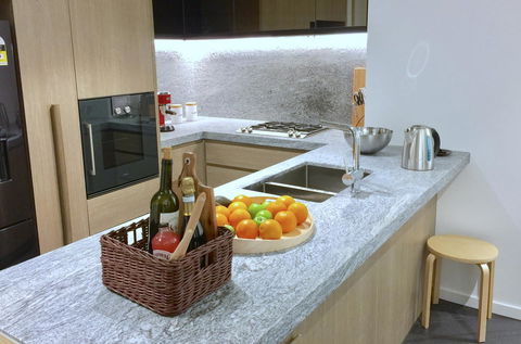 Fawkner Apartment Bay-view 4 - Accommodation Guide 28