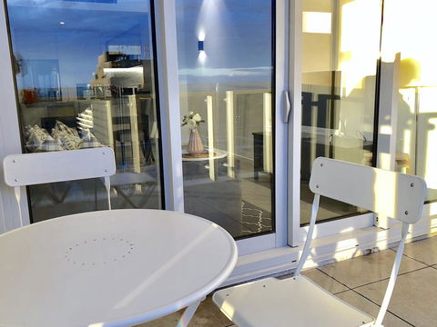 Fawkner Apartment Bay-view 4 - Accommodation Guide 23
