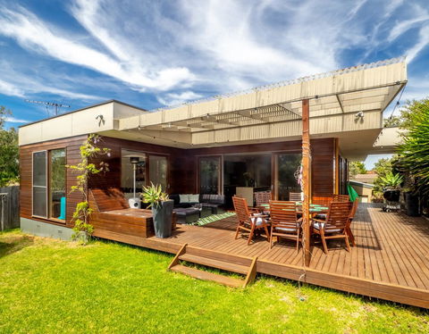 Blairgowrie Moonah Beach House: Walk To Beach - Accommodation Guide 4