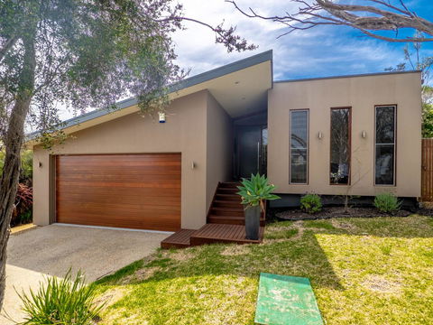 Blairgowrie Moonah Beach House: Walk To Beach - Accommodation Guide 9