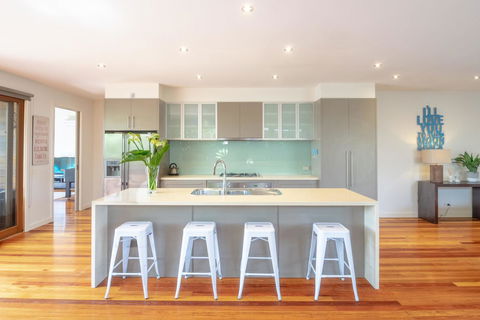 Blairgowrie Moonah Beach House: Walk To Beach - Accommodation Guide 0