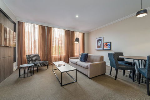 Mantra On Little Bourke - Accommodation Asia 21