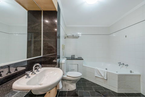 Mantra On Little Bourke - Accommodation Asia 25