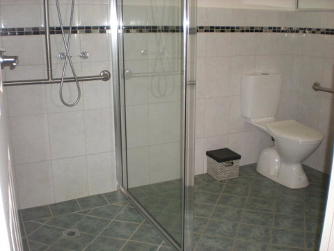 Willow Dene Holiday Apartments - Accommodation Guide 21