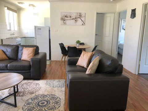 Willow Dene Holiday Apartments - Accommodation Guide 3