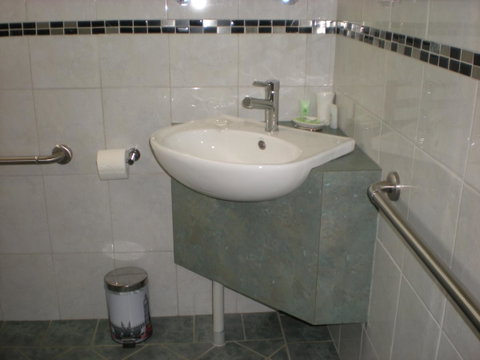 Willow Dene Holiday Apartments - Accommodation Guide 13