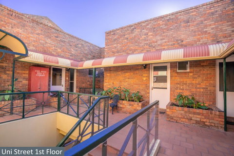 Clocktower Apartment Hotel - Accommodation Guide 19